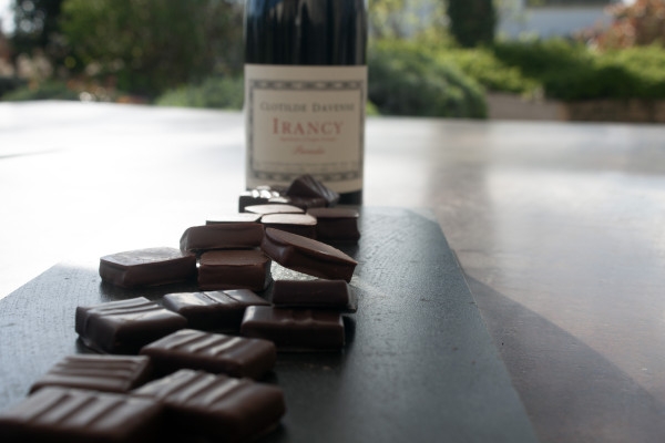 Wine and chocolat tasting at Chablis. - Exploregion