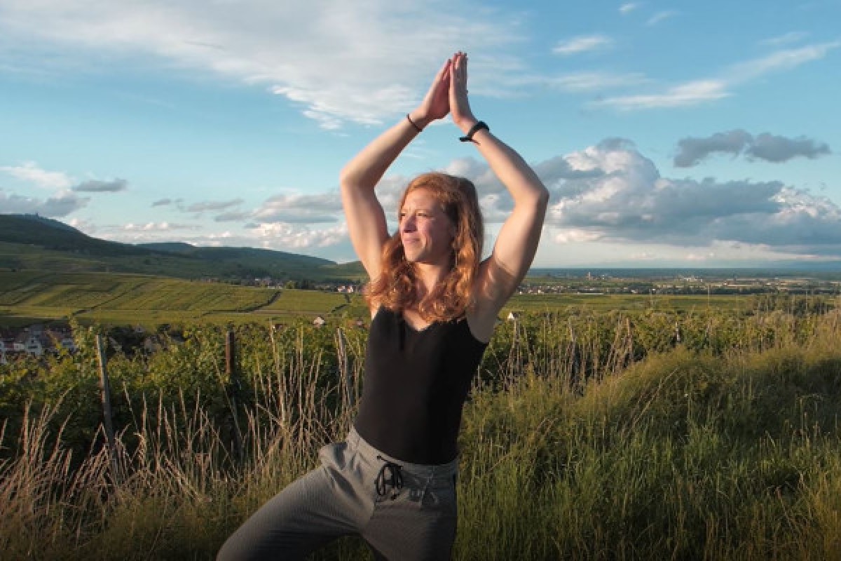 Yoga & Wine - Exploregion